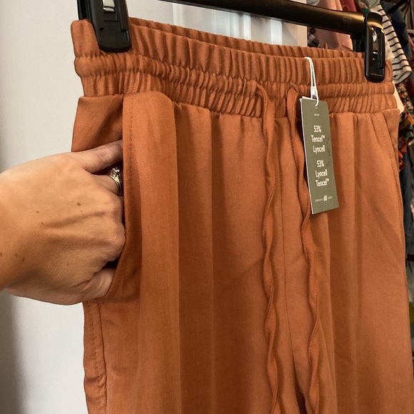 H&M super soft drawstring trousers. NWT - Picture 3 of 3